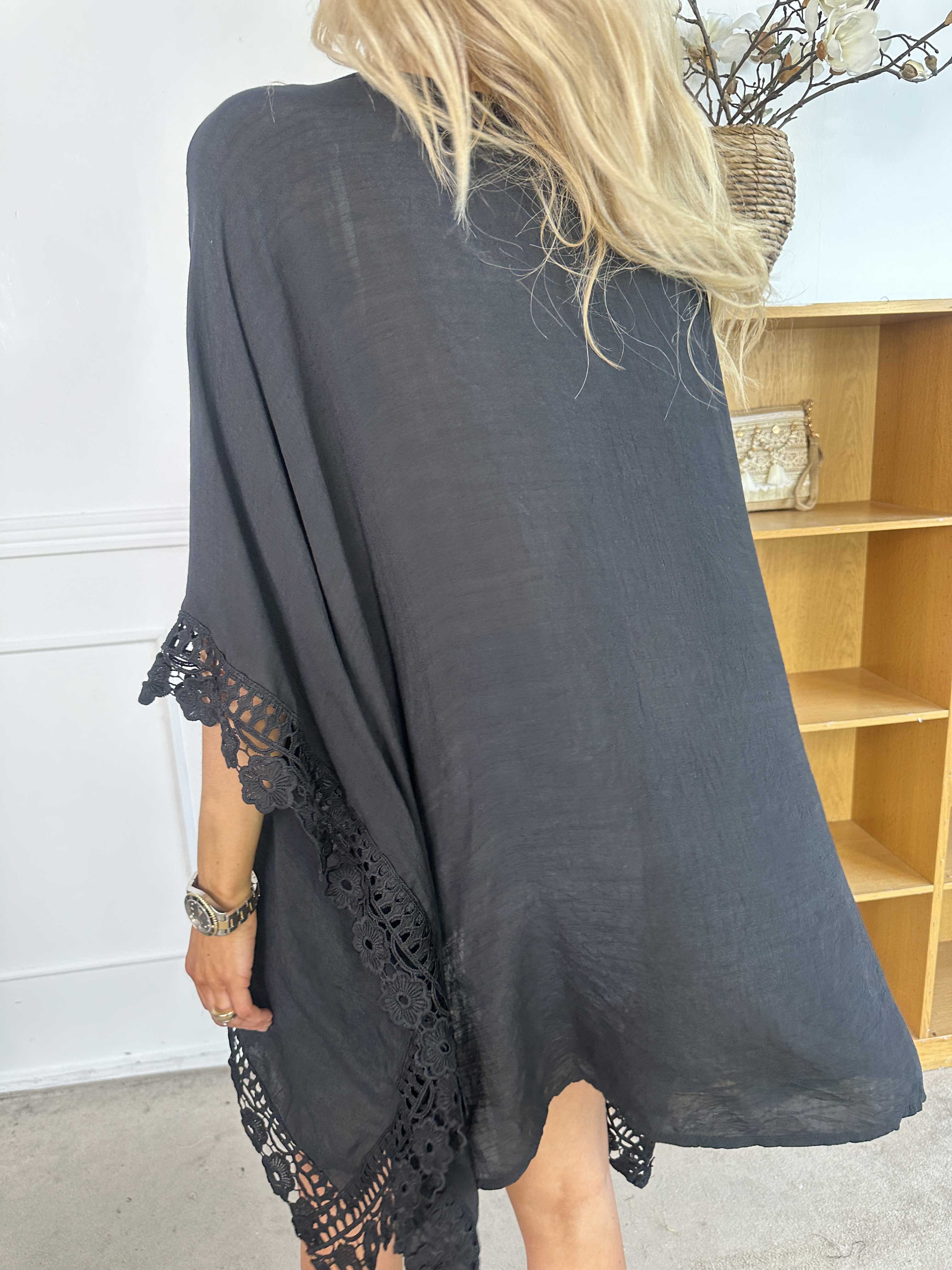 Elena - Blød tunika i bomuld med fine broderinger